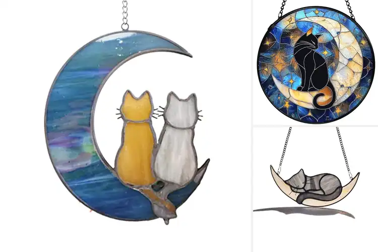 Detailed view of Best Cat On Moon Glass Wall Hangings